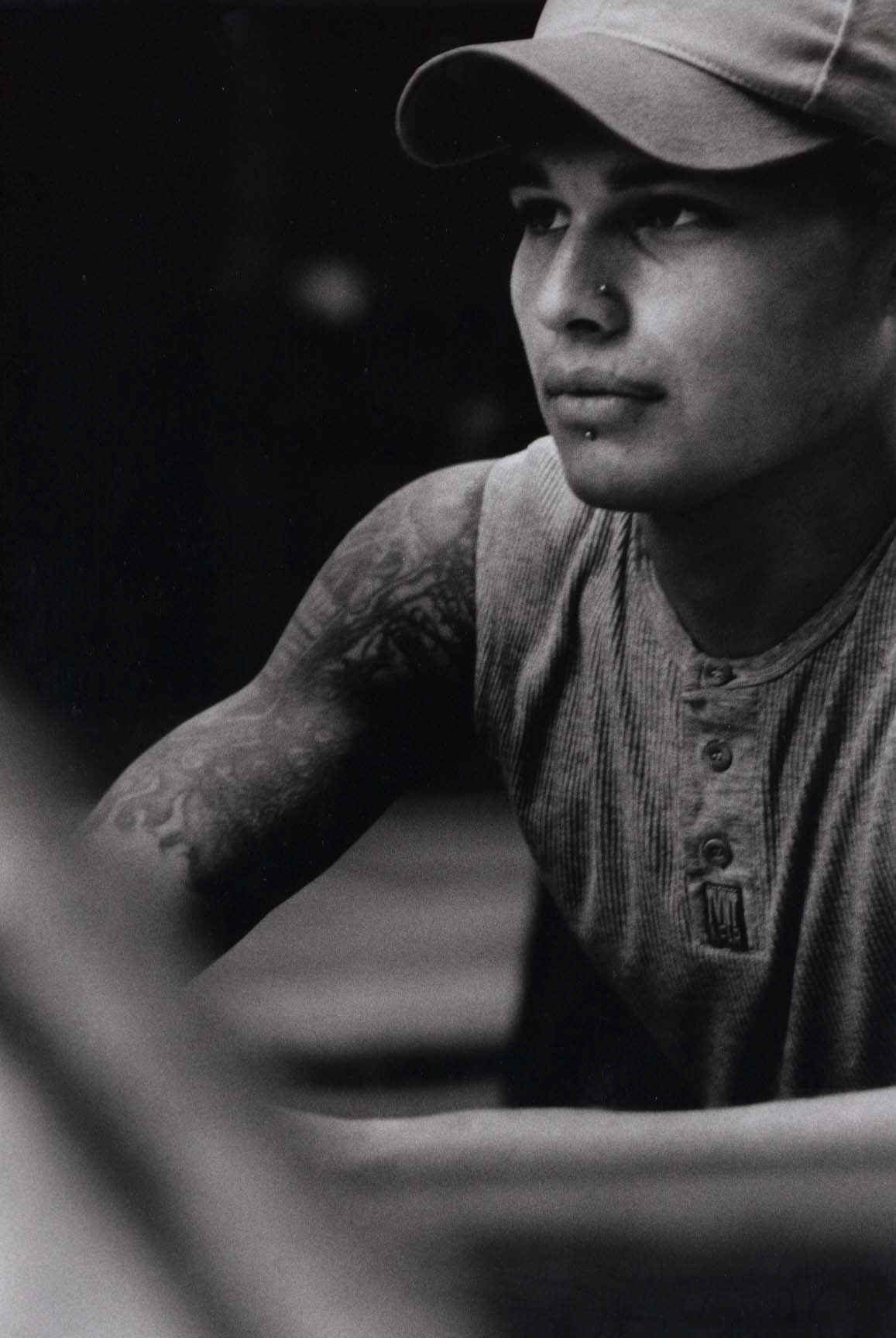 chris2.jpg (121218 bytes)